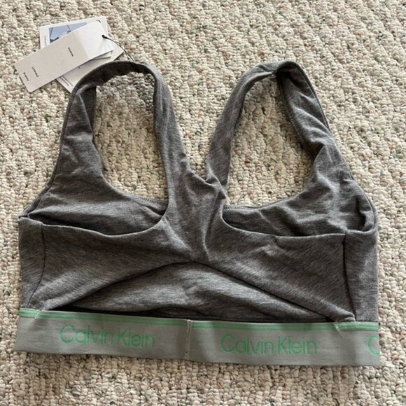 NWT Calvin Klein sports bra Large Tag on Retail $36 - Picture 3 of 6